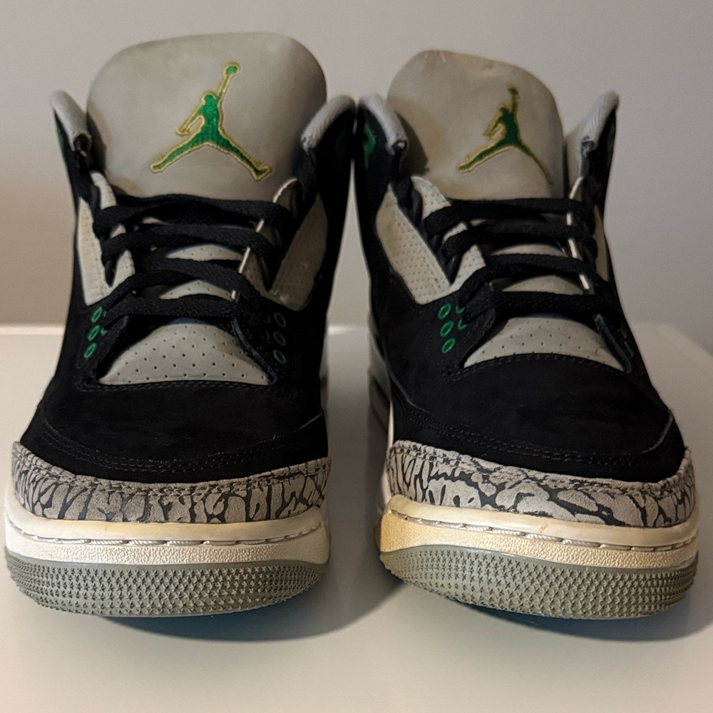 Jordan 3 Pine Green